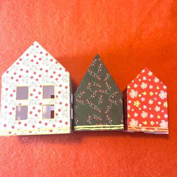 Christmas village papier-mâché 3 cardboard houses set NEW - Picture 7 of 12